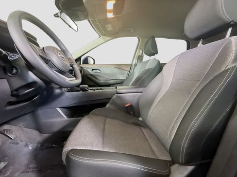 Used 2023 Nissan Rogue SV FWD image 22