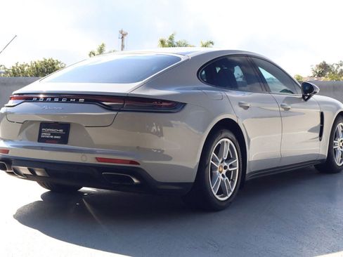 Certified 2023 Porsche Panamera 4 image 9