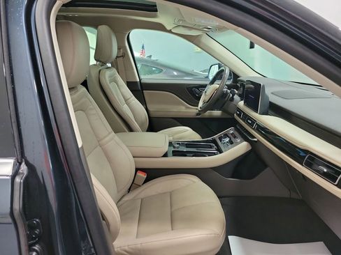 Used 2024 Lincoln Aviator Reserve w/ Elements Package Plus image 22