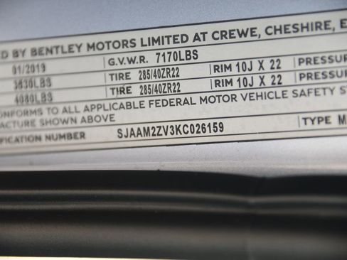 Used 2019 Bentley Bentayga AWD/4WD image 20