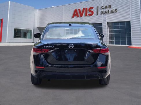 Used 2025 Nissan Sentra SV FWD image 7