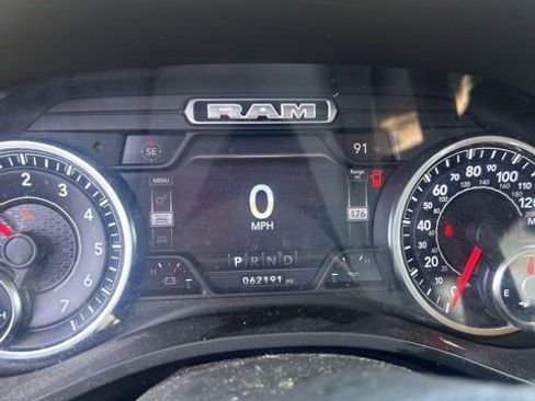 Used 2019 RAM 1500 Laramie image 5