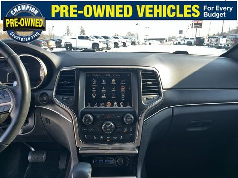 Used 2016 Jeep Grand Cherokee Limited image 27