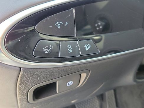 Used 2026 Genesis GV70 2.5T Select image 19