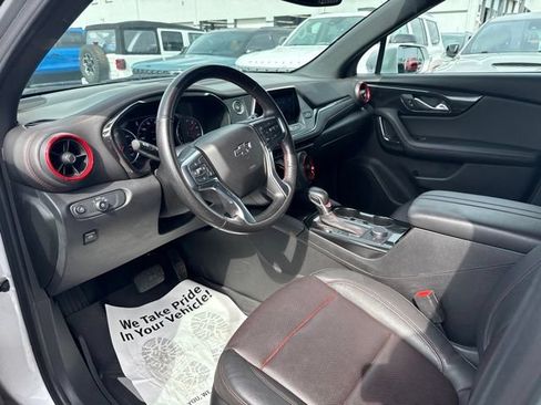 Used 2020 Chevrolet Blazer RS w/ LPO, Floor Liner Package FWD image 9