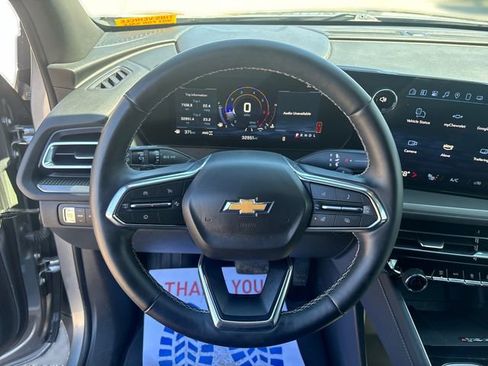 Certified 2025 Chevrolet Traverse LT AWD/4WD image 18
