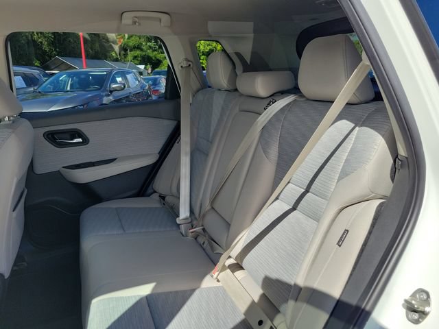 Certified 2021 Nissan Rogue SV FWD image 12