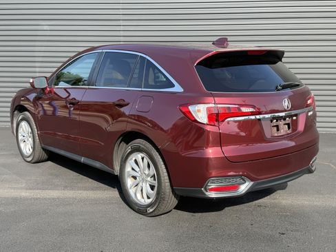 Used 2018 Acura RDX FWD image 3