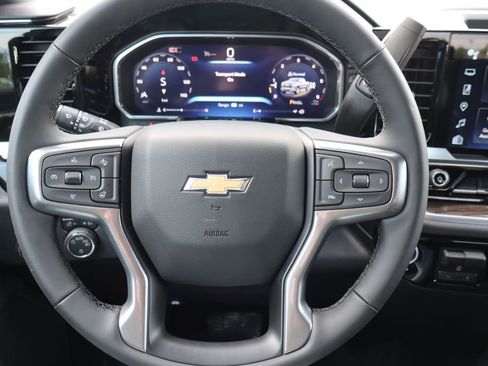 New 2026 Chevrolet Silverado 1500 LT AWD/4WD image 8