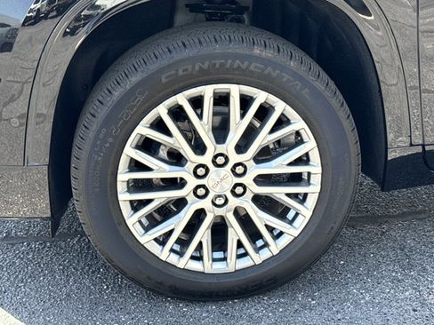 New 2026 GMC Acadia Denali w/ Super Cruise Package FWD image 16