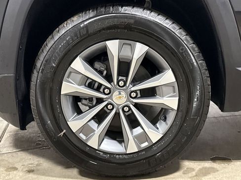 New 2026 Chevrolet Equinox LT w/ Safety and Technology Package AWD/4WD image 27