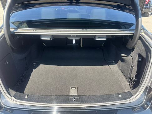 Used 2012 Mercedes-Benz E 350 4MATIC Sedan image 10