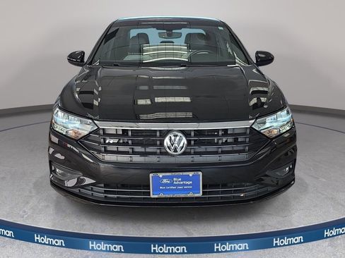 Used 2021 Volkswagen Jetta R-Line w/ R-Line Cold Weather Package FWD image 2