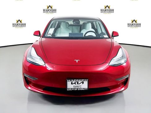 Used 2021 Tesla Model 3 Standard Range Plus image 2