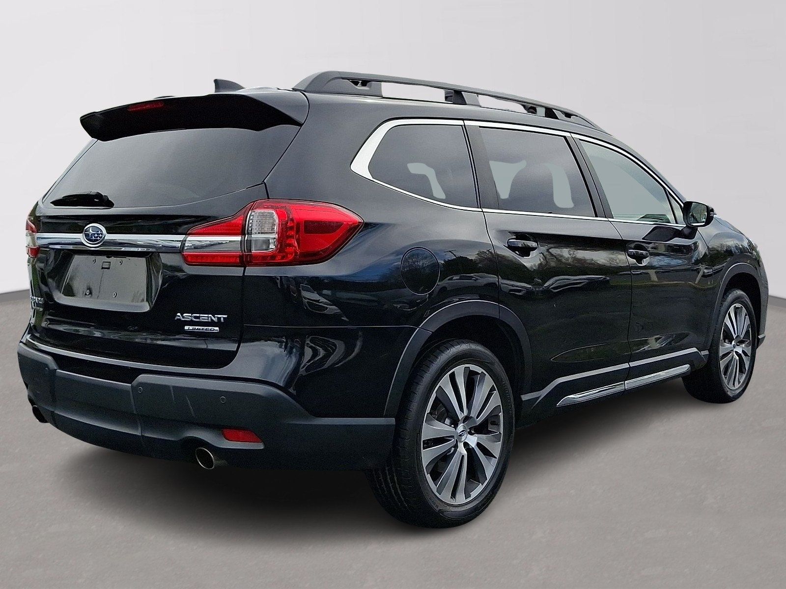 Used 2022 Subaru Ascent Limited AWD/4WD image 6