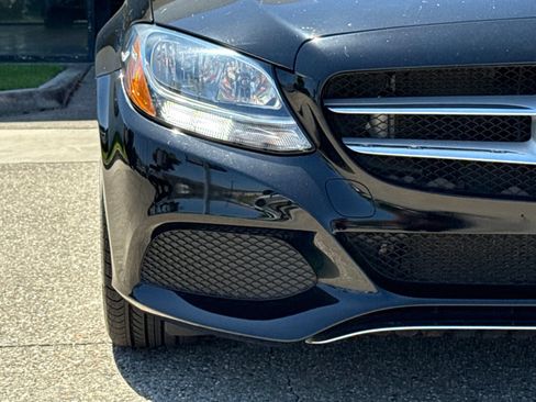 Used 2018 Mercedes-Benz C 300 Sedan image 7