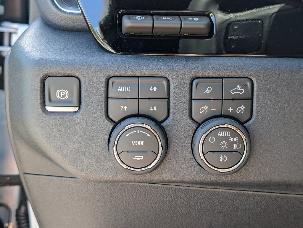 New 2026 Chevrolet Silverado 2500 High Country w/ High Country Premium Package AWD/4WD image 25