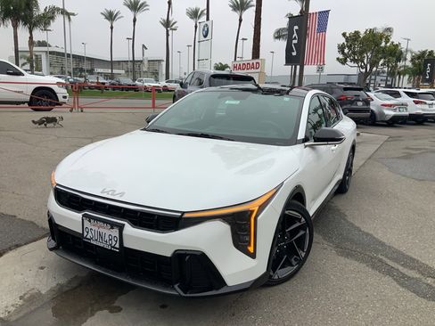 Certified 2025 Kia K4 GT-Line w/ GT-Line Sunroof Package image 1