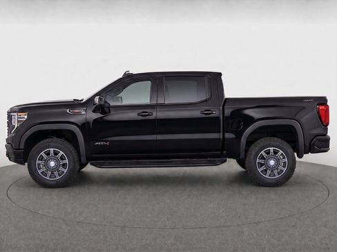 Used 2024 GMC Sierra 1500 AT4 w/ Technology Package AWD/4WD image 6