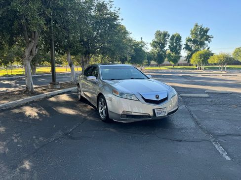 Used 2010 Acura TL w/ Technology Package FWD image 2