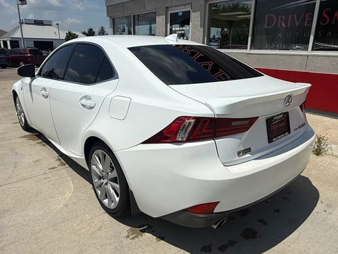 Used 2016 Lexus IS 300 AWD w/ F Sport Package image 4
