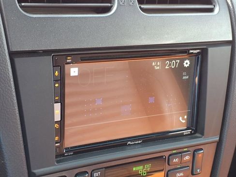 Used 2003 Ford Thunderbird RWD image 15