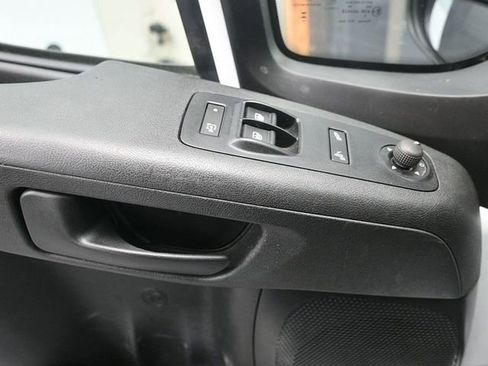 Used 2024 RAM ProMaster 2500 w/ Convenience Group FWD image 21