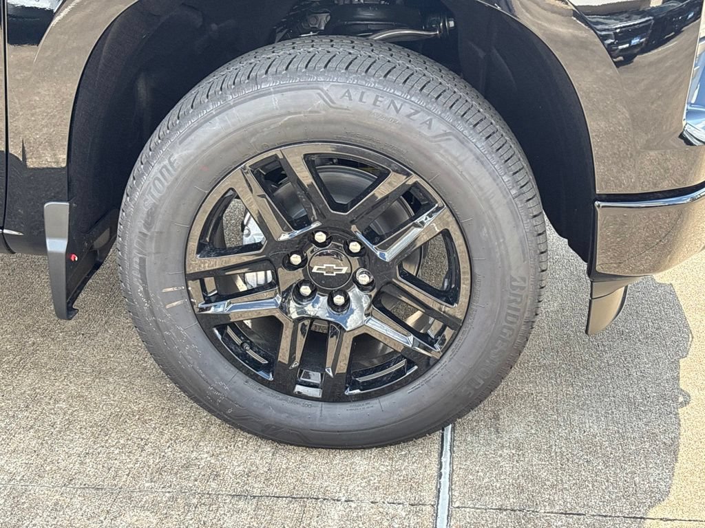 New 2026 Chevrolet Silverado 1500 Custom RWD image 16