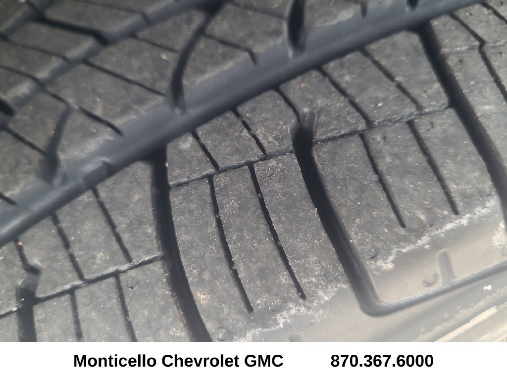 Used 2025 Chevrolet Trax LT FWD image 10