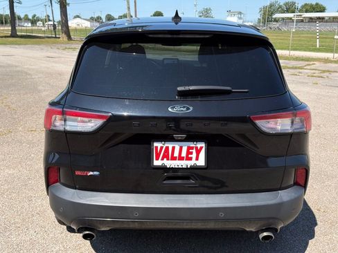 Used 2022 Ford Escape SEL w/ SEL Stealth AWD Package image 13