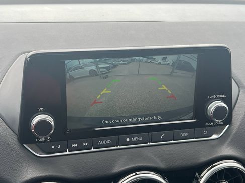 Used 2025 Nissan Sentra S FWD image 30
