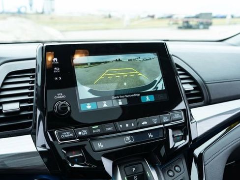 Used 2022 Honda Odyssey Elite image 35