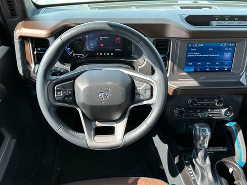 Used 2022 Ford Bronco Outer Banks image 13