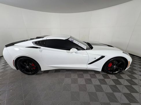 Used 2014 Chevrolet Corvette Stingray Coupe image 8