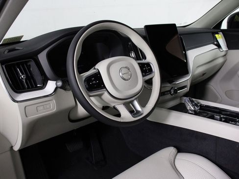 New 2026 Volvo XC60 T8 Ultra w/ Protection Package Premier image 8