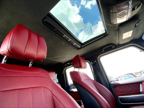 Used 2022 Mercedes-Benz G 550 image 13
