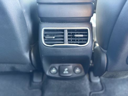 Used 2022 Hyundai Santa Fe Limited FWD image 23