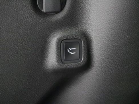 New 2026 Jeep Compass Limited image 27