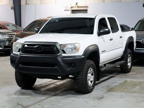 Used 2015 Toyota Tacoma PreRunner w/ Convenience Package image 28
