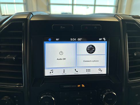 Used 2019 Ford F150 Lariat image 19