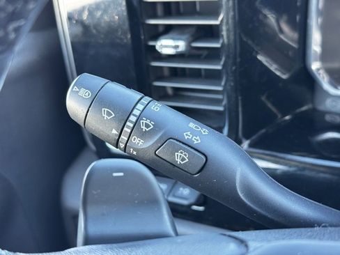 Certified 2022 Chevrolet Silverado 1500 LTZ w/ LTZ Premium Package image 30