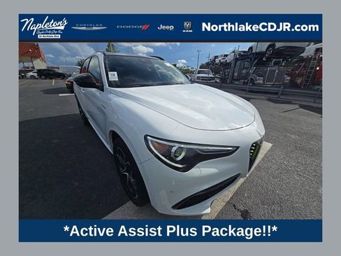 Used 2023 Alfa Romeo Stelvio Veloce AWD/4WD image 1