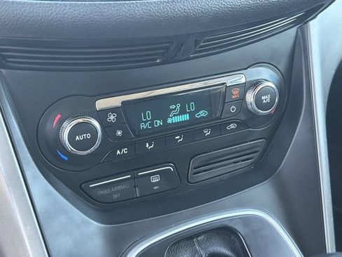 Used 2014 Ford Escape SE w/ Equipment Group 201A FWD image 30