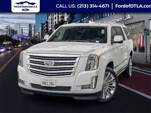 Used 2020 Cadillac Escalade ESV Platinum image 1