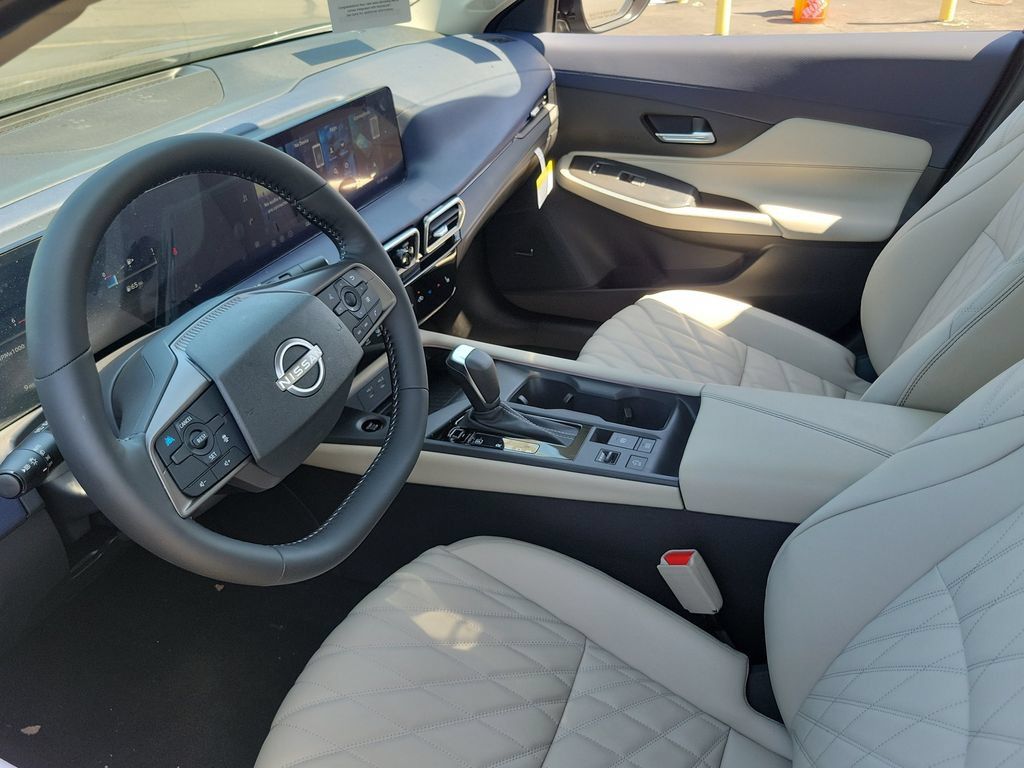 New 2026 Nissan Sentra SL w/ Floor Mat Package FWD image 10