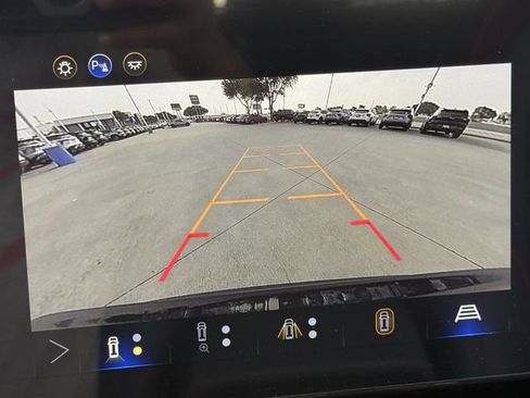 New 2026 Chevrolet Equinox RS AWD/4WD image 17