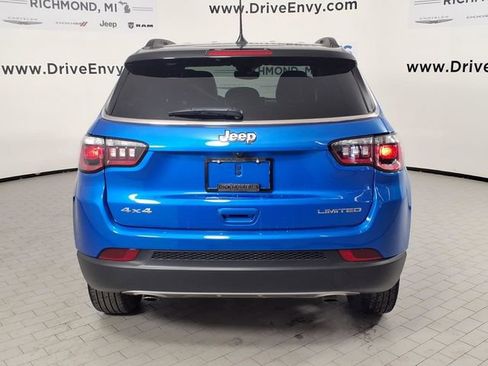 Used 2023 Jeep Compass Limited AWD/4WD image 5