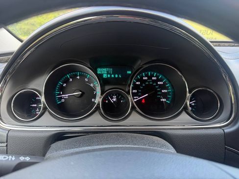 Used 2013 Buick Enclave Leather FWD image 21