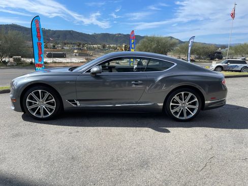 Used 2020 Bentley Continental GT image 8