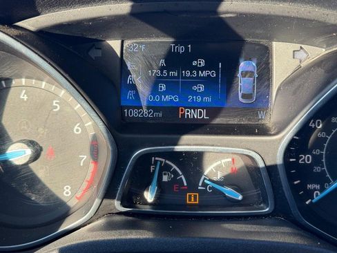 Used 2016 Ford Focus SE w/ Reverse Sensing Package image 20